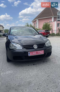 Хетчбек Volkswagen Golf 2005 в Кам'янському