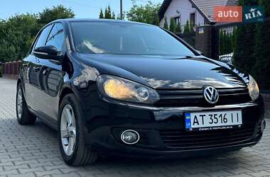 Хэтчбек Volkswagen Golf 2012 в Калуше