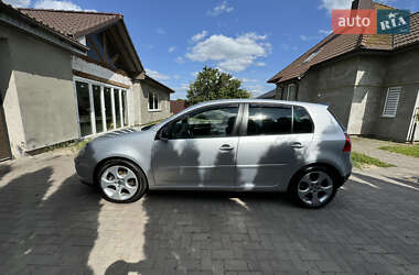 Хэтчбек Volkswagen Golf 2008 в 