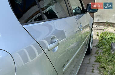 Хэтчбек Volkswagen Golf 2008 в 
