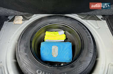 Хэтчбек Volkswagen Golf 2008 в 