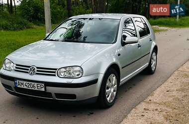 Хэтчбек Volkswagen Golf 2001 в Житомире