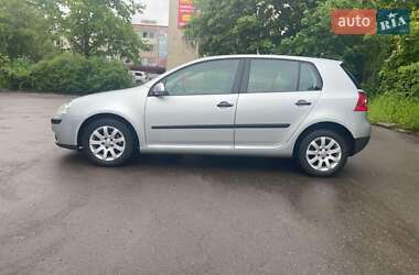 Хетчбек Volkswagen Golf 2008 в Києві