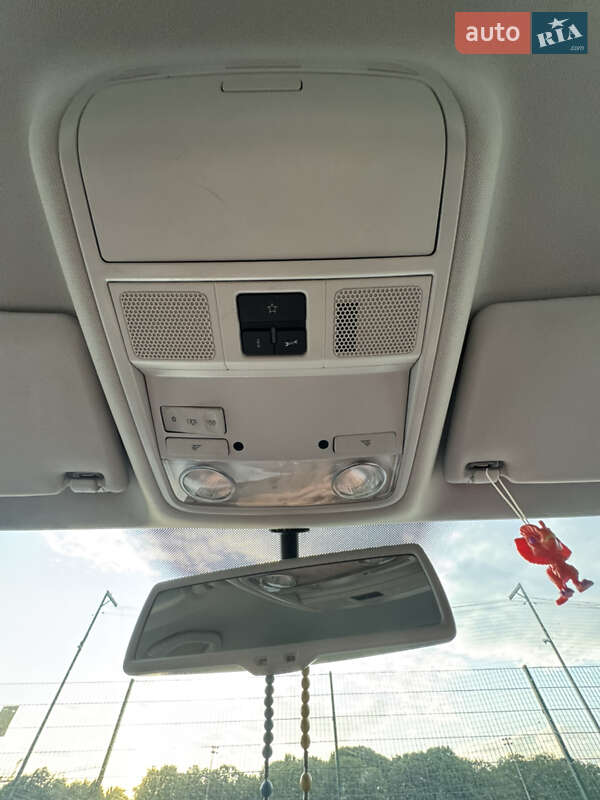 Универсал Volkswagen Golf 2011 в Ивано-Франковске