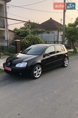 Хэтчбек Volkswagen Golf 2008 в 