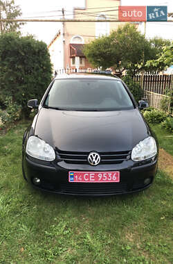 Хэтчбек Volkswagen Golf 2008 в 