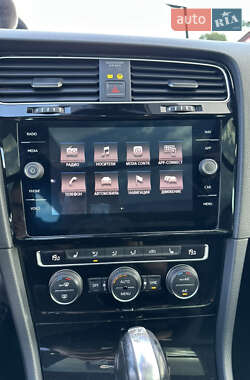 Универсал Volkswagen Golf 2017 в 