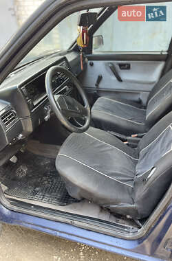 Хэтчбек Volkswagen Golf 1988 в 