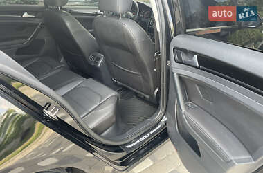 Универсал Volkswagen Golf 2015 в 