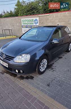 Хэтчбек Volkswagen Golf 2008 в Киеве