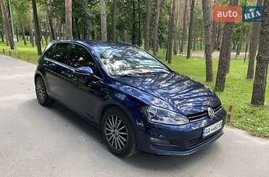 Хетчбек Volkswagen Golf 2013 в Києві