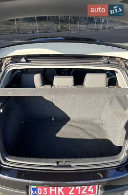Хэтчбек Volkswagen Golf 2006 в 