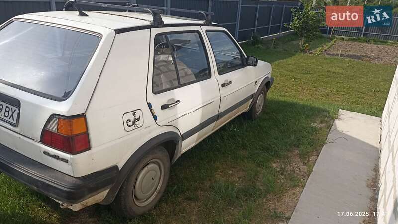 Хетчбек Volkswagen Golf 1988 в Вараші