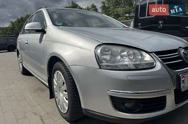 Универсал Volkswagen Golf 2007 в Луцке
