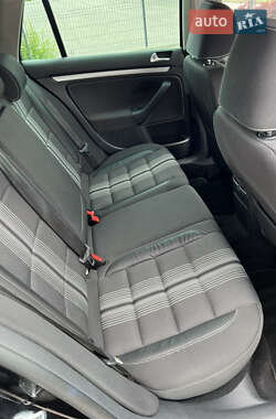 Универсал Volkswagen Golf 2012 в 