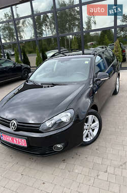 Универсал Volkswagen Golf 2012 в 