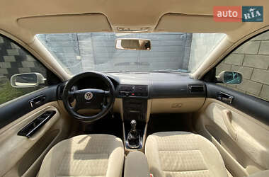 Универсал Volkswagen Golf 2000 в 