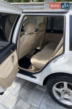 Универсал Volkswagen Golf 2000 в 