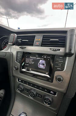 Универсал Volkswagen Golf 2014 в 