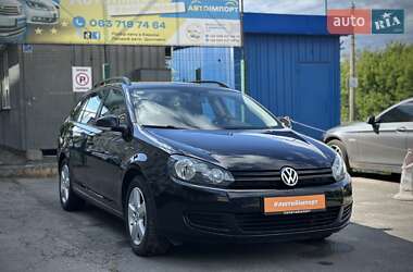 Універсал Volkswagen Golf 2012 в Сумах