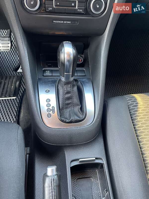 Хэтчбек Volkswagen Golf 2011 в Киеве фото 14 Хэтчбек Volkswagen Golf 2011 в Киеве