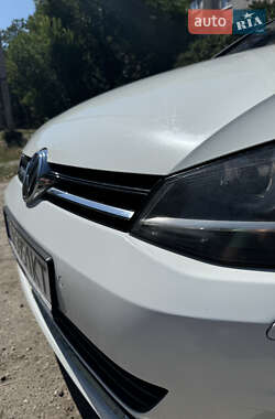 Хэтчбек Volkswagen Golf 2013 в Харькове