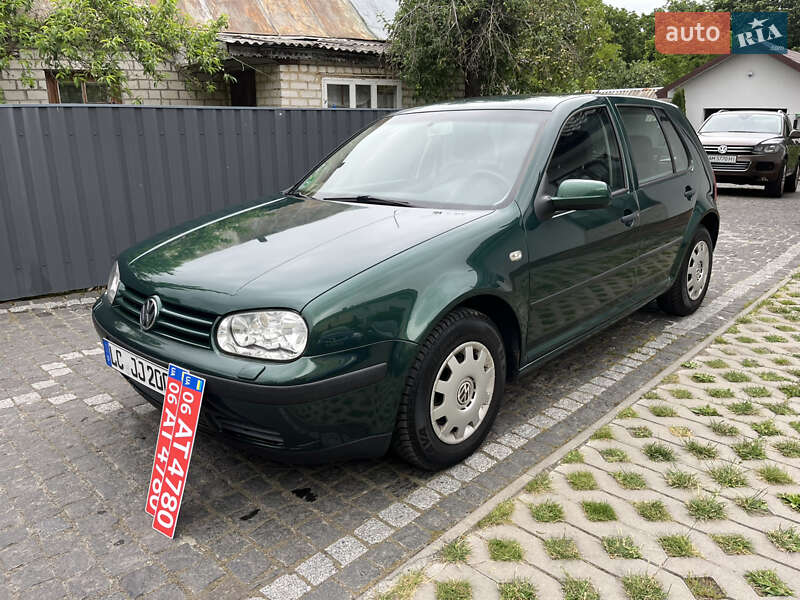 Volkswagen Golf 2000
