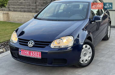 Хэтчбек Volkswagen Golf 2005 в Львове