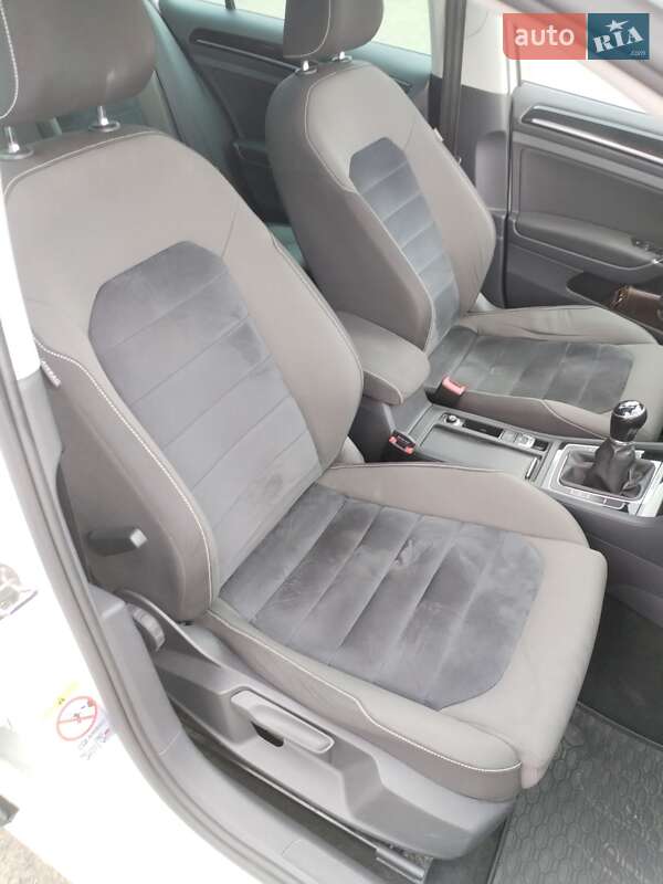 Универсал Volkswagen Golf 2013 в Долинской фото 15 Универсал Volkswagen Golf 2013 в Долинской