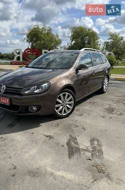 Универсал Volkswagen Golf 2012 в Ирпене