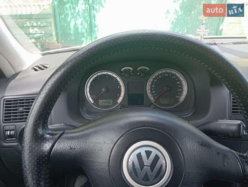 Универсал Volkswagen Golf 2004 в Яготине