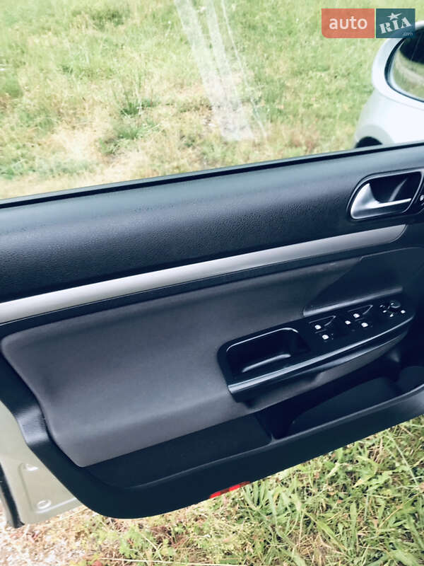 Универсал Volkswagen Golf 2010 в Тернополе фото 18 Универсал Volkswagen Golf 2010 в Тернополе