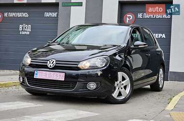 Хетчбек Volkswagen Golf 2009 в Львові