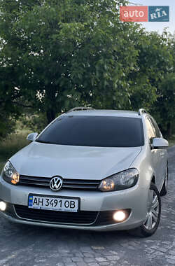Универсал Volkswagen Golf 2010 в Мукачево
