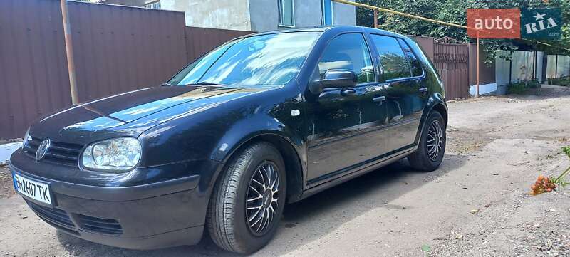 Volkswagen Golf 2000