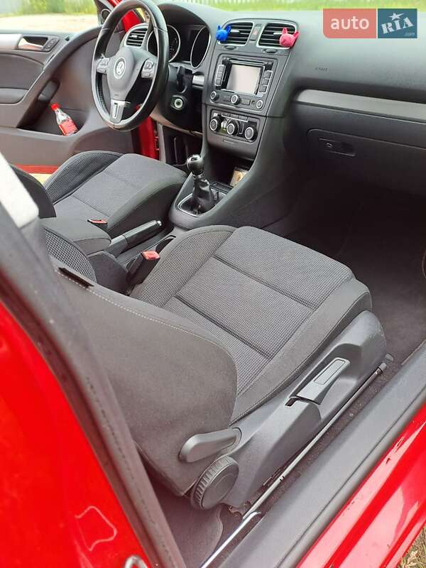 Хэтчбек Volkswagen Golf 2012 в Житомире фото 4 Хэтчбек Volkswagen Golf 2012 в Житомире