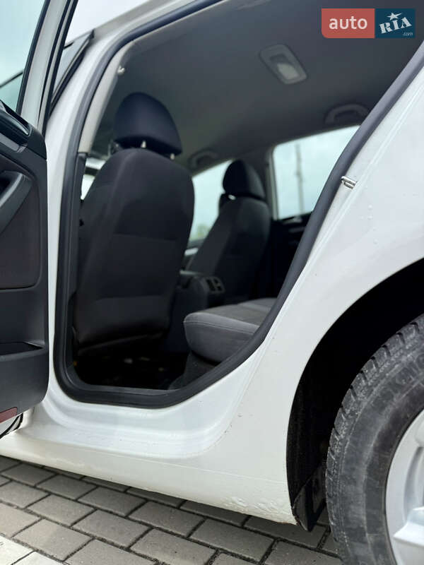 Хетчбек Volkswagen Golf 2006 в Славуті