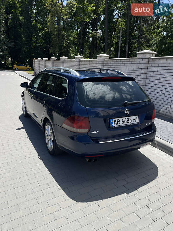 Універсал Volkswagen Golf 2011 в Вінниці