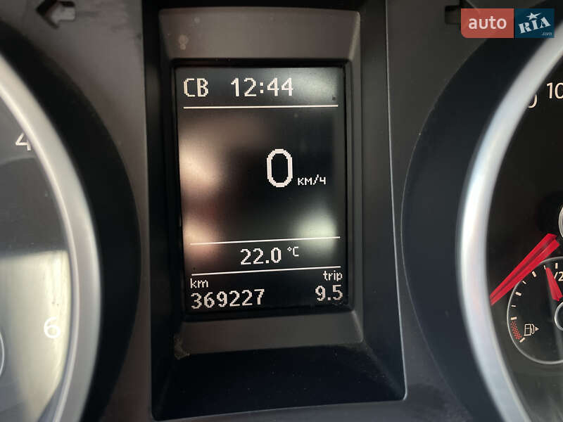 Універсал Volkswagen Golf 2011 в Вінниці