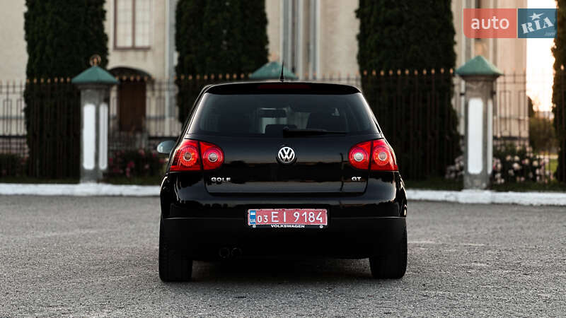 Хетчбек Volkswagen Golf 2007 в Дубні