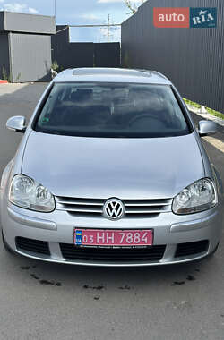 Хэтчбек Volkswagen Golf 2005 в Полтаве