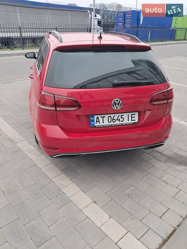 Универсал Volkswagen Golf 2019 в Ивано-Франковске