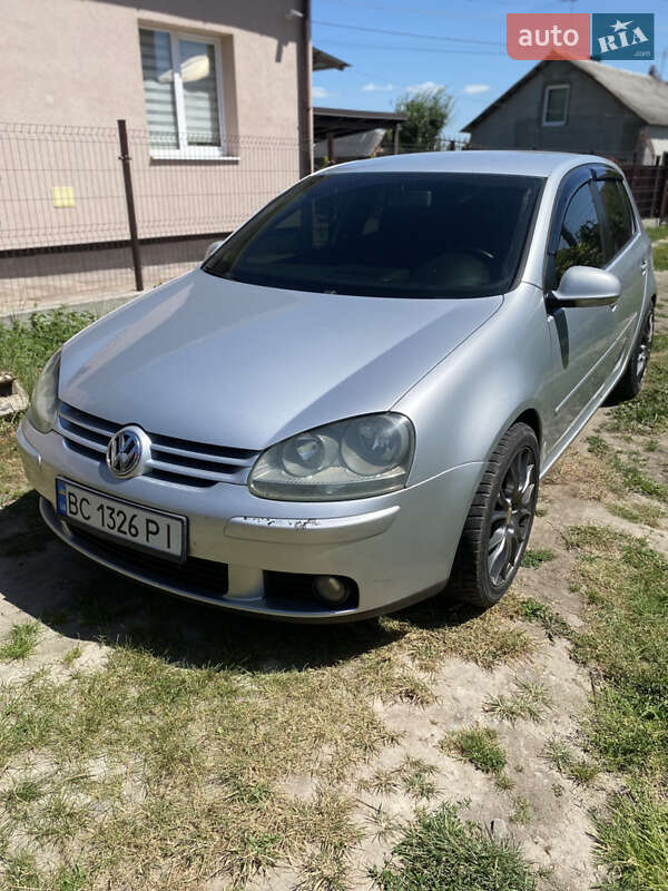 Хэтчбек Volkswagen Golf 2004 в Львове фото 2 Хэтчбек Volkswagen Golf 2004 в Львове