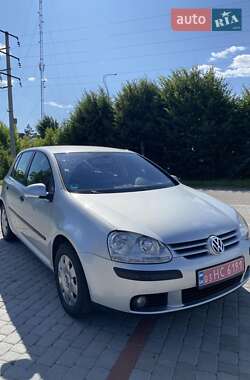 Хэтчбек Volkswagen Golf 2006 в Вознесенске