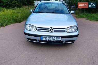 Універсал Volkswagen Golf 2000 в Чернігові