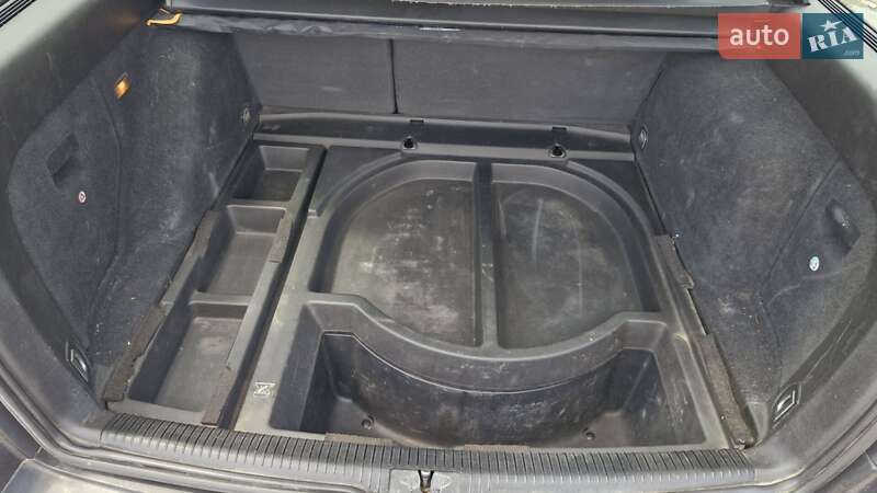 Универсал Volkswagen Golf 2001 в Киеве