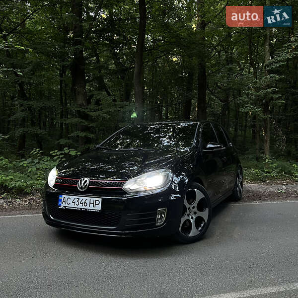 Хетчбек Volkswagen Golf 2009 в Луцьку