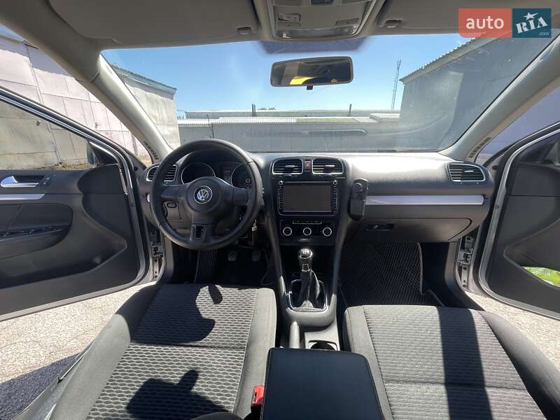 Універсал Volkswagen Golf 2011 в Хмельницькому