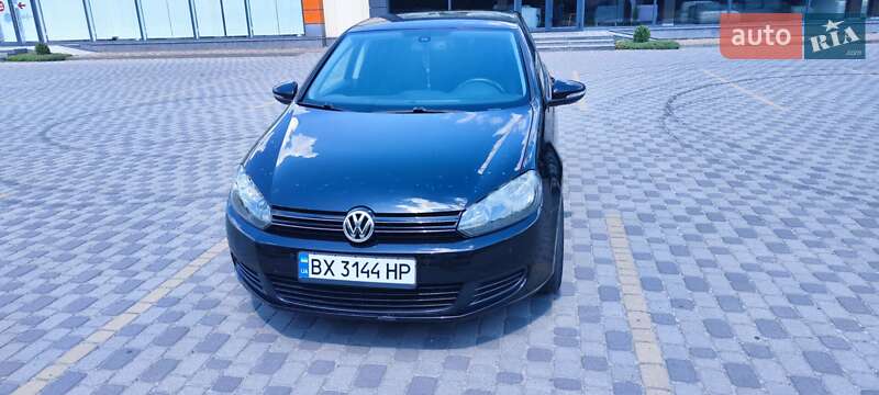 Хетчбек Volkswagen Golf 2010 в Хмельницькому