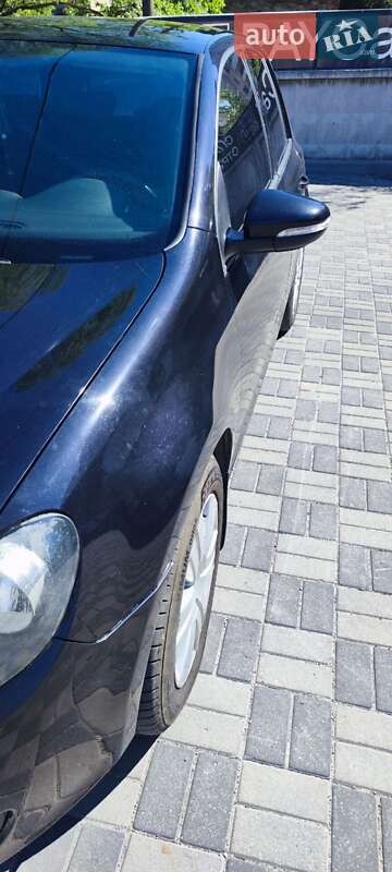 Хетчбек Volkswagen Golf 2010 в Хмельницькому